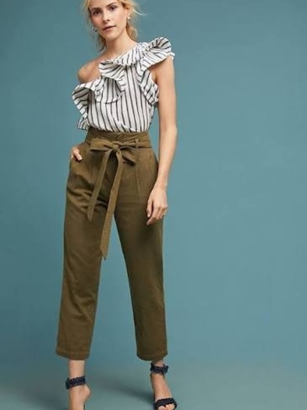 High-Waist Paperbag Trousers in Olive